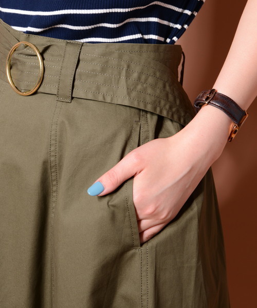 natural couture(ナチュラルクチュール)の「ベルト付きチノスカート(スカート・レディース・オレンジ/カーキ/ベージュ/パープル・FREE)」の20枚目の写真