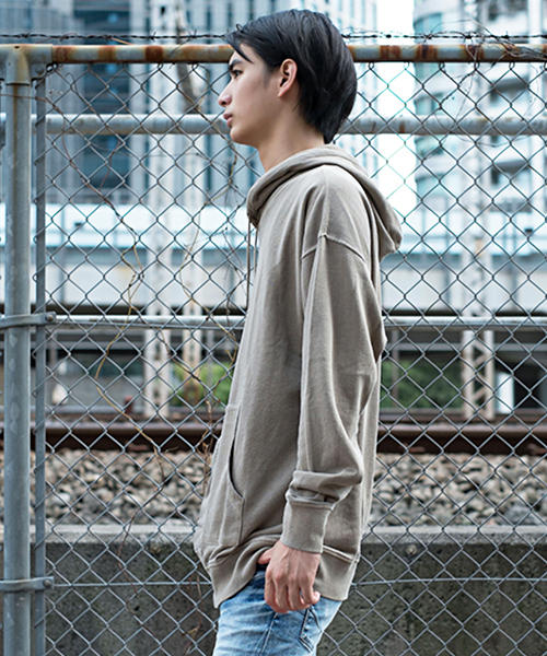 GOSTAR DE FUGA（ゴスタール ジフーガ）の「ピグメント加工プルオーバーパーカー（パーカー・メンズ・ライトグレー/ブラック/ベージュ/ブラウン・M/L）」の12枚目の写真