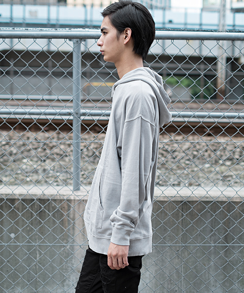 GOSTAR DE FUGA（ゴスタール ジフーガ）の「ピグメント加工プルオーバーパーカー（パーカー・メンズ・ライトグレー/ブラック/ベージュ/ブラウン・M/L）」の19枚目の写真