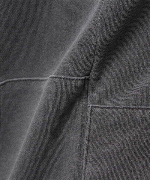 GOSTAR DE FUGA（ゴスタール ジフーガ）の「ピグメント加工プルオーバーパーカー（パーカー・メンズ・ライトグレー/ブラック/ベージュ/ブラウン・M/L）」の16枚目の写真