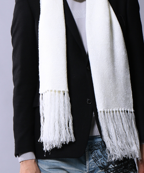 5351 POUR LES HOMMES（ゴーサンゴーイチプールオム）の「迷彩マフラー（マフラー・メンズ・ホワイト/ブラック・FREE）」の4枚目の写真