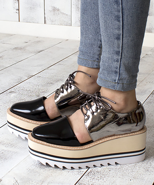 Jeffrey Campbell（ジェフリーキャンベル）の「厚底レースアップシューズ（その他シューズ・レディース・ホワイト×シルバー/ブラック×シルバー・36/37/38/39/35）」の9枚目の写真