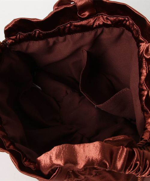 Casselini（キャセリーニ）の「サテン巾着BAG（ショルダーバッグ・レディース・ブラック/ブラウン/オリーブ/ピンク/アイボリー・FREE）」の8枚目の写真