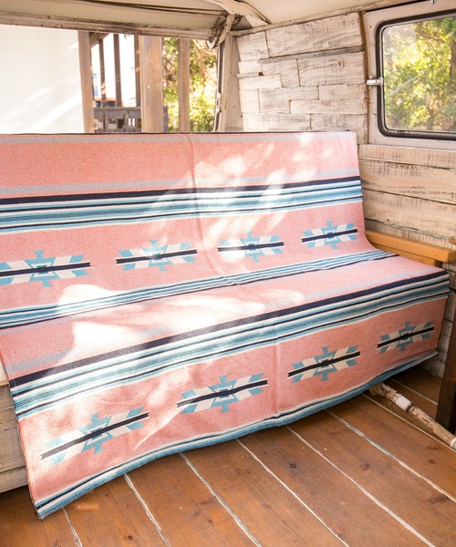 【チャイハネ】メキシカンボーダー柄ラグマット約140×200cm（ラグ/マット）｜チャイハネ（チャイハネ）