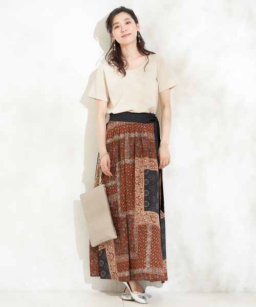 un dix cors(アンディコール)の「プリントラップスカート(スカート・レディース・ブラウン/ネイビー・FREE)」の2枚目の写真