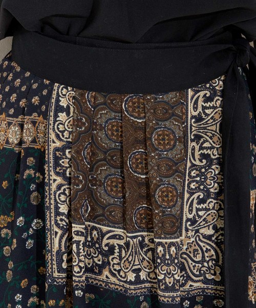 un dix cors(アンディコール)の「プリントラップスカート(スカート・レディース・ブラウン/ネイビー・FREE)」の11枚目の写真