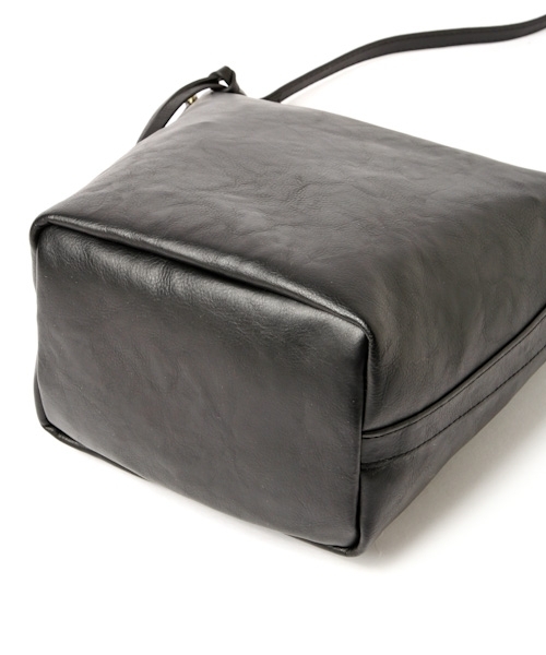 niko and...（ニコアンド）の「オリジナルロゴトリオショルダーバッグ（ショルダーバッグ・レディース・ブラック/レッド・FREE）」の13枚目の写真