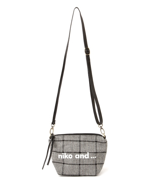 niko and...（ニコアンド）の「オリジナルロゴトリオショルダーバッグ（ショルダーバッグ・レディース・ブラック/レッド・FREE）」の15枚目の写真