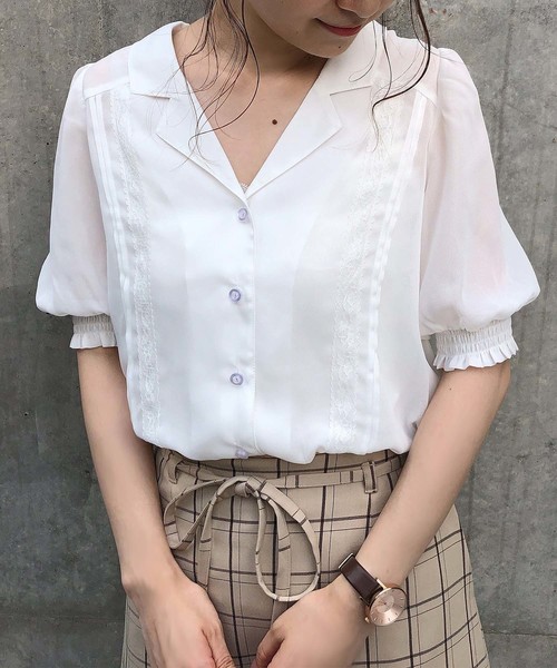 one after another NICE CLAUP（ワンアフターアナザーナイスクラップ）の「【ZOZO限定】レース付開襟ブラウス（シャツ/ブラウス・レディース・オフホワイト/ホワイト系その他/ブラック系その他/ピンク系その他/チェック・FREE）」の2枚目の写真