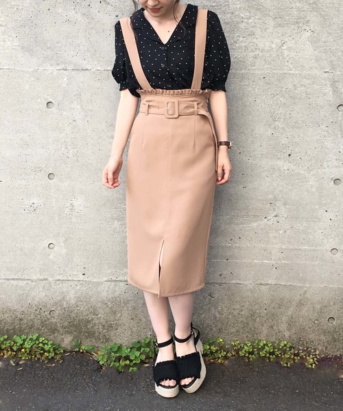 大人気❤️夏の編み編みゆったりトップス女子会コーデに涼しさプラス 頼れる主役級トップス】ワンツーコーデが決まる！楽な着心地の