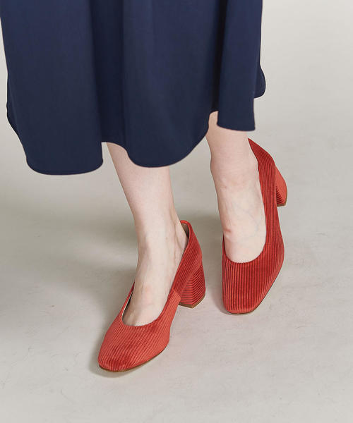 BEAUTY&YOUTH UNITED ARROWS（ビューティーアンドユースユナイテッドアローズ）の「＜KMB＞コーデュロイ チャンキーヒールパンプス ◆（パンプス・レディース・レッド/オフホワイト・38/35/36/37）」の8枚目の写真