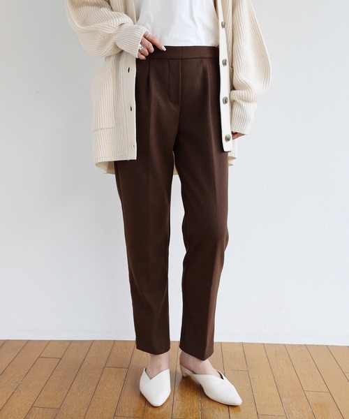 andme（アンドミー）の「フェイクウールテーパードパンツ（スラックス・レディース・チャコールグレー/ブラック/ネイビー/ブラウン/カーキ/グリーン系その他/ダークブラウン/ラベンダー/オフホワイト・S/M/L）」の5枚目の写真