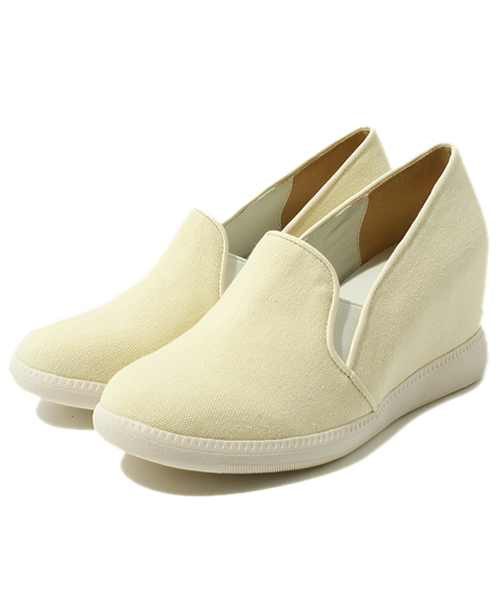 Chico（チコ）の「スリッポンウェッジ（スニーカー・レディース・ブラック/ホワイト/イエロー・SMALL/LARGE/MEDIUM）」の3枚目の写真