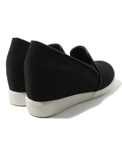 Chico（チコ）の「スリッポンウェッジ（スニーカー・レディース・ブラック/ホワイト/イエロー・SMALL/LARGE/MEDIUM）」の4枚目の写真