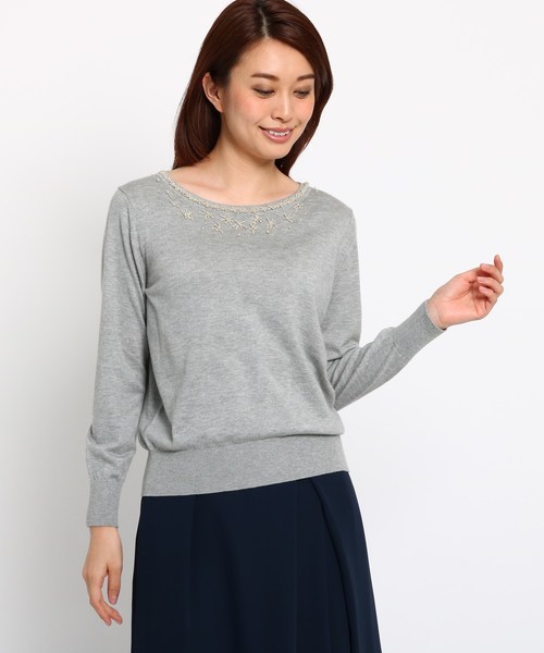 Sunauna(スーナウーナ)の「【洗える】パールビーズプルオーバー(Tシャツ/カットソー・レディース・ネイビー/グレー/サックスブルー・38/40)」の2枚目の写真