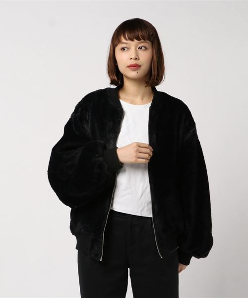 one way(ワンウェイ)の「リバーシブルBIG MA-1(MA-1・レディース・ブラック/ベージュ/ライトグリーン/ダークグリーン・M)」の6枚目の写真