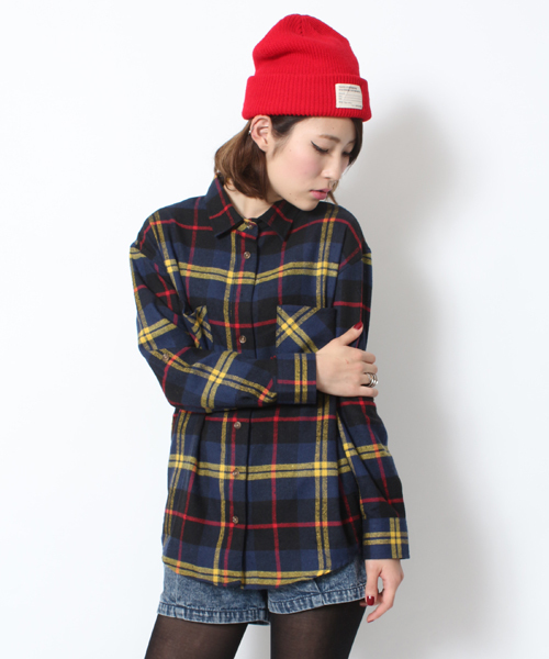 WEGO(ウィゴー)の「WEGO/チェックネルBIGシャツ(シャツ/ブラウス・レディース・ブラック/グリーン/ネイビー/イエロー/レッド/ブラウン・MEDIUM)」の5枚目の写真
