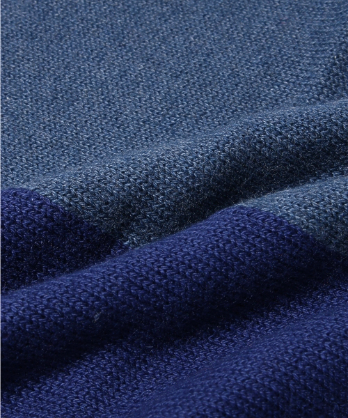 WHO'S WHO gallery（フーズフーギャラリー）の「コットンカシミヤ配色スヌード（ストール/ショール・メンズ・ブラック/グレー/オレンジ/ワインレッド/ダークブルー/その他・FREE）」の10枚目の写真