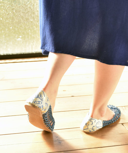 チャイハネ（チャイハネ）の「【チャイハネ】フラワーコードパンプス（パンプス・レディース・ホワイト/ブラック/レッド/ブルー・M/L）」の12枚目の写真