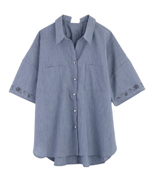 axes femme（アクシーズファム）の「ポケット付オーバーシャツ（シャツ/ブラウス・レディース・ベージュ/ネイビー/カーキ・MEDIUM）」の3枚目の写真