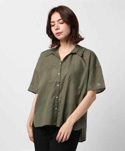 axes femme（アクシーズファム）の「ポケット付オーバーシャツ（シャツ/ブラウス・レディース・ベージュ/ネイビー/カーキ・MEDIUM）」の7枚目の写真