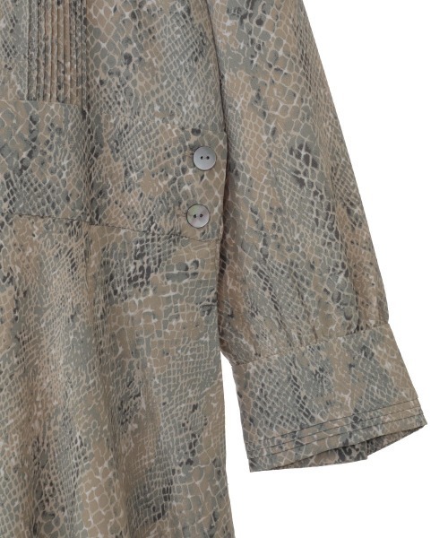 PYTHON OVER SHIRT ONE PIECE　CLANE　クラネ CLANE（クラネ）の「PYTHON OVER SHIRT ONE PIECE（ワンピース