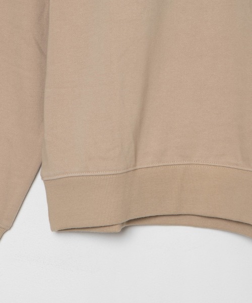 WEGO（ウィゴー）の「WEGO/アソートカラーロゴプルオーバースウェット（スウェット・レディース・ベージュ/ブルー・LARGE/SMALL/MEDIUM）」の5枚目の写真