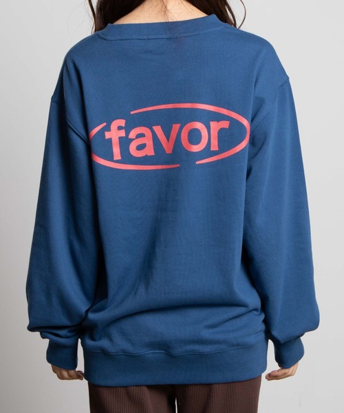 WEGO（ウィゴー）の「WEGO/アソートカラーロゴプルオーバースウェット（スウェット・レディース・ベージュ/ブルー・LARGE/SMALL/MEDIUM）」の14枚目の写真