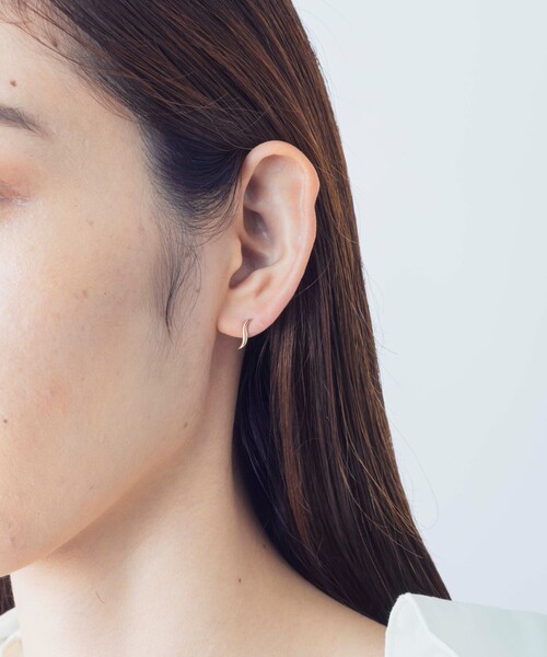 【Jouete】K10YG バーピアス Jouete（ジュエッテ）の「K10YG ピアス（ピアス（両耳用