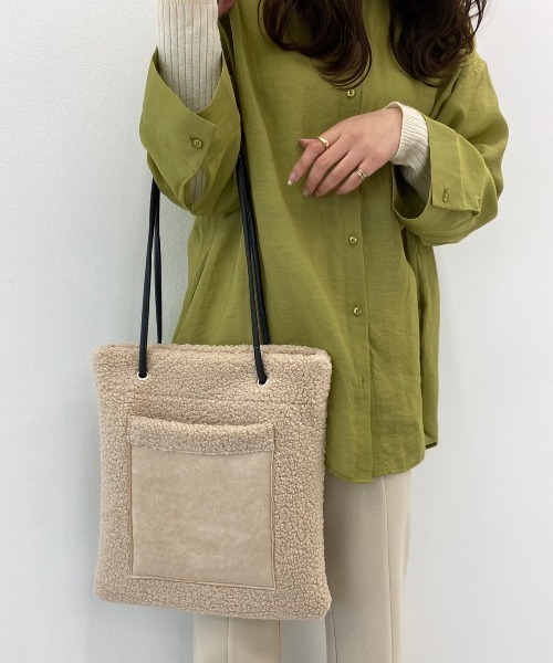 Ambre Neige（アンブルネージュ）の「リバーシブルボアトートバック／【WEB/EC限定商品】（トートバッグ・レディース・ブラック/オレンジ/アイボリー・FREE）」の19枚目の写真