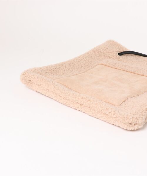 Ambre Neige（アンブルネージュ）の「リバーシブルボアトートバック／【WEB/EC限定商品】（トートバッグ・レディース・ブラック/オレンジ/アイボリー・FREE）」の6枚目の写真