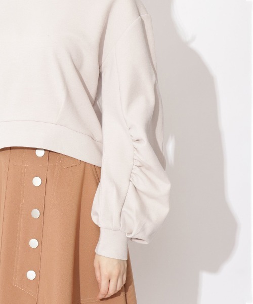 トップス Tシャツ カットソー裏毛デコルテあき袖ボリュームプルオーバー Tシャツ カットソー Redyazel レディアゼル のファッション