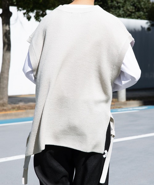 Adoon plain（アドーンプレーン）の「【Adoon plain】サイドムスビニットベスト（ベスト・メンズ・アイボリー/ブラック/オレンジ・MEDIUM/LARGE）」の10枚目の写真