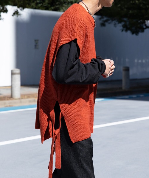 Adoon plain（アドーンプレーン）の「【Adoon plain】サイドムスビニットベスト（ベスト・メンズ・アイボリー/ブラック/オレンジ・MEDIUM/LARGE）」の18枚目の写真