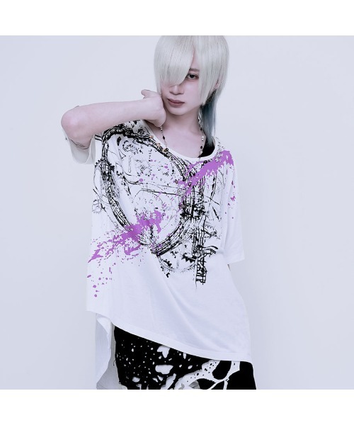CIVARIZE（シヴァーライズ）の「『CIVARIZE』スタッズ付きドルマンポンチョTシャツ（Tシャツ/カットソー・メンズ・ブラック/ホワイト・FREE）」の8枚目の写真