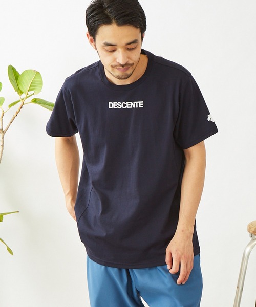 DESCENTE（デサント）の「DESCENTE/デサント ロゴデザイン ソフトコットン半袖Tシャツ（Tシャツ/カットソー・メンズ・ホワイト/ブラック/ネイビー・M/L/XL）」の3枚目の写真