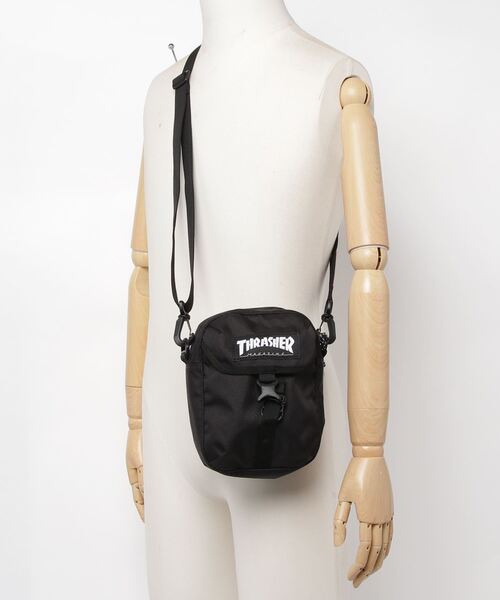 THRASHER(スラッシャー)の「THRASHER/スラッシャー Mini Shoulder Tate ロゴ ウエストポーチ/ショルダーバッグ(ボディバッグ/ウエストポーチ・メンズ・ブラック×ホワイト/ブラック×ブラック/グレー・ONE SIZE)」の5枚目の写真