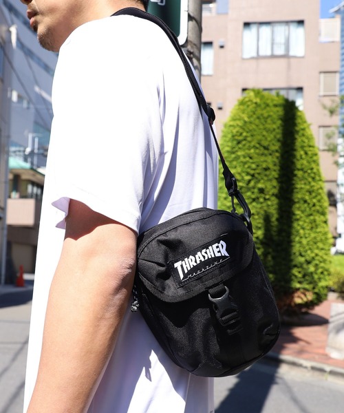 THRASHER(スラッシャー)の「THRASHER/スラッシャー Mini Shoulder Tate ロゴ ウエストポーチ/ショルダーバッグ(ボディバッグ/ウエストポーチ・メンズ・ブラック×ホワイト/ブラック×ブラック/グレー・ONE SIZE)」の8枚目の写真