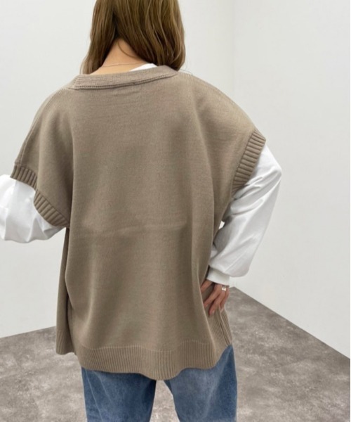 apres jour mignon(アプレジュールミニョン)の「ボタン開きニットベスト【ZOZOTOWN限定アイテム】(ベスト・レディース・モカ/ブラック/アイボリー・フリー/X-LARGE)」の14枚目の写真