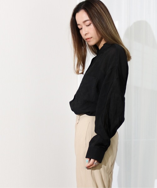 Per sist ence（パーシエンス）の「Per sist ence/パーシエンス　ローンバンドカラーシャツ（シャツ/ブラウス・レディース・グレイッシュベージュ/ブラック/カーキ/アイボリー・FREE）」の15枚目の写真