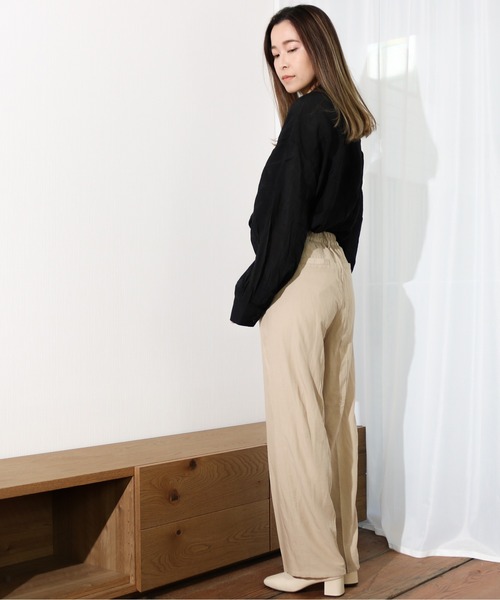 Per sist ence（パーシエンス）の「Per sist ence/パーシエンス　ローンバンドカラーシャツ（シャツ/ブラウス・レディース・グレイッシュベージュ/ブラック/カーキ/アイボリー・FREE）」の16枚目の写真