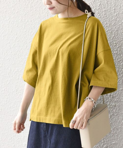 SHIPS（シップス）の「【WEB限定】〈UVカット〉USAコットンサイズチョイススリットTEE◇（Tシャツ/カットソー・レディース・オフホワイト/ブラック/チャコールグレー/ベージュ系その他/グリーン/ライトグリーン/スカイブルー/ダークオリーブ/マスタード・SMALL/MEDIUM/LARGE）」の9枚目の写真