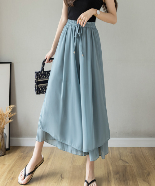 emi+（エミプラス）の「レイヤード プリーツワイドパンツ（その他パンツ・レディース・ブラック/ホワイト/ブルーグレー/ブルー/ピンク/グレー/キャメル/ネイビー・S/M/L）」の14枚目の写真