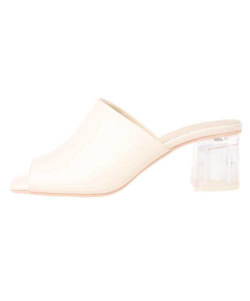 INGNI(イング)の「スクエアトゥクリアヒールサンダル(サンダル・レディース・アイボリー/ブラック/ベージュ・L/M)」の5枚目の写真