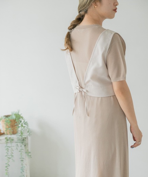 ITEMS URBANRESEARCH（アイテムズ アーバンリサーチ）の「ビスチェセットシアーニットワンピース（ワンピース・レディース・グレー/ブラウン/ベージュ・FREE）」の9枚目の写真