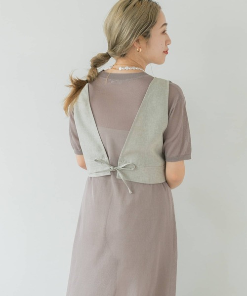 ITEMS URBANRESEARCH（アイテムズ アーバンリサーチ）の「ビスチェセットシアーニットワンピース（ワンピース・レディース・グレー/ブラウン/ベージュ・FREE）」の15枚目の写真