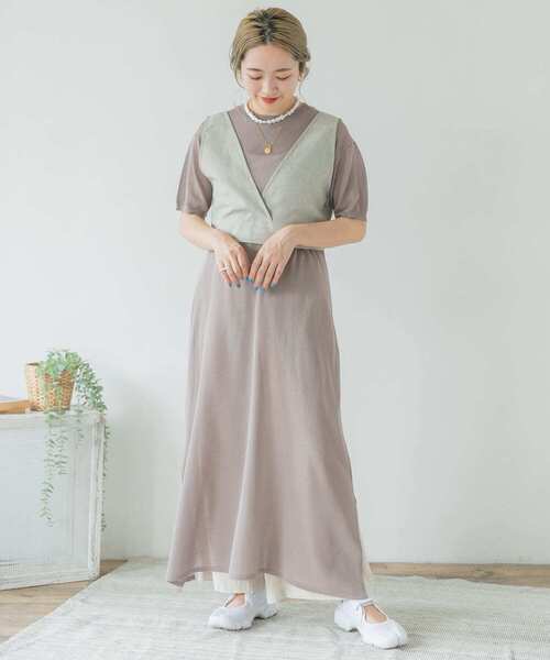 ITEMS URBANRESEARCH（アイテムズ アーバンリサーチ）の「ビスチェセットシアーニットワンピース（ワンピース・レディース・グレー/ブラウン/ベージュ・FREE）」の17枚目の写真