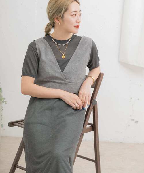ITEMS URBANRESEARCH（アイテムズ アーバンリサーチ）の「ビスチェセットシアーニットワンピース（ワンピース・レディース・グレー/ブラウン/ベージュ・FREE）」の20枚目の写真