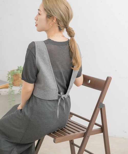 ITEMS URBANRESEARCH（アイテムズ アーバンリサーチ）の「ビスチェセットシアーニットワンピース（ワンピース・レディース・グレー/ブラウン/ベージュ・FREE）」の22枚目の写真