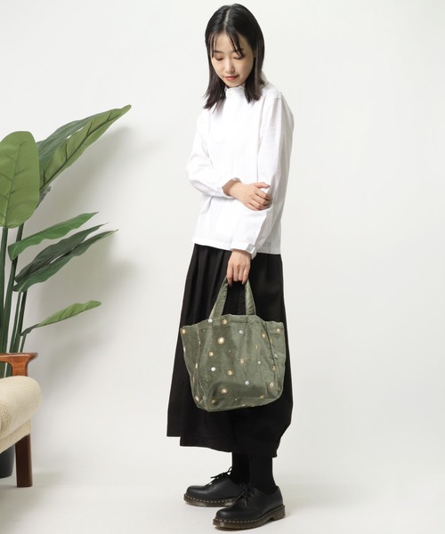 salle de bal(サルデバル)の「【 Craft India by PEAPOD 】刺繍&ビーズバッグ ミラーミラー / リーフネスト バックM FRH(トートバッグ・レディース・ライトグレー/カーキ/イエロー/ダークグレー・FREE)」の18枚目の写真